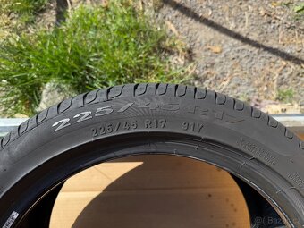 Letní pneu 225/45/17 Pirelli Cinturato P7 - 9