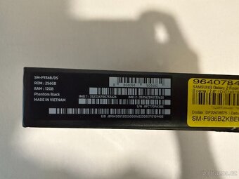 Prodám použitý SAMSUNG Galaxy Z Fold4 5G 12+256GB černá - 9