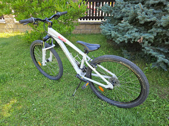 Juniorské dívčí 26" horské hliníkové kolo ROCKRIDER, rám 14 - 9