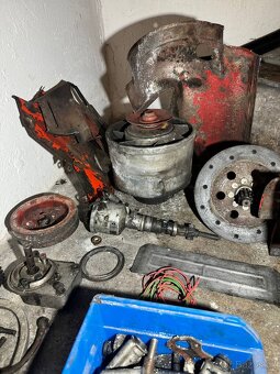 TATRA 603 náhradní díly - 9