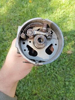 Prodám rozdeľovače Bosch a Scintilla - 9