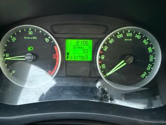 Škoda Roomster Scout 1.9TDI 77kW STK do 6/2027 - 9