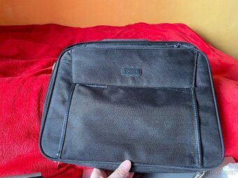 2v1 HP Pavilion x360 - 9