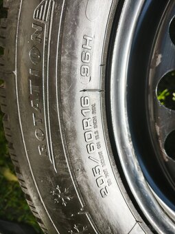 Zimní sada Vw r16 5x112 Dunlop 205/60/16  7,5mm - 9
