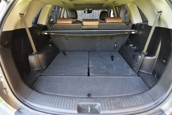 Kia Sorento 2.2 CRDI 145kw automat 4x4 7míst 2012 - 9