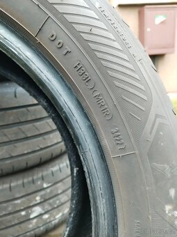235/55 R18 Goodyear - 9