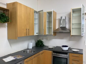 Nadčasová kuchyně GRÉTA - 9