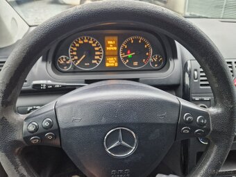 Mercedes Benz A 1,5 benzín, 70 KW, Automat - 9