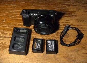 Sony Alpha a5100 + KIT Objektív + 32GB SDHC + Foto Brašňa - 9