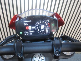 Ducati Monster 937 - 9