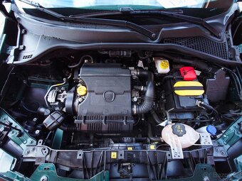 Fiat Tipo 1.4 Street 70 kW VERDE ZELENÁ - 9