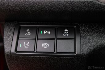Honda Civic 1.0 DOHC VTEC Turbo Elegance - 9