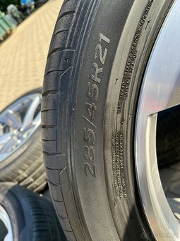 Audi SQ8/ Q8, kola 21" letní - 9