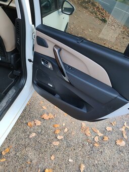 Prodám Citroen C4 Grand Picasso 2,0 hdi, 7 míst - 9
