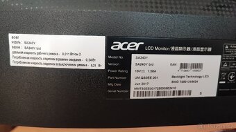 Prodám počítač HAL 3000 + monitor Acer - 9