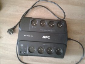 Záložní zdroj APC Back-UPS ES 550 - 9