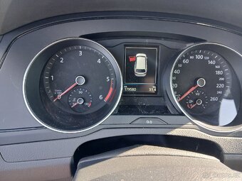 VW PASSAT 2,O TDi 110kW 2022 - 9