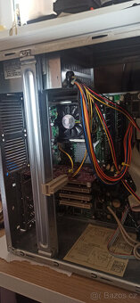 PC sestava Intel Pentium 4 - 9