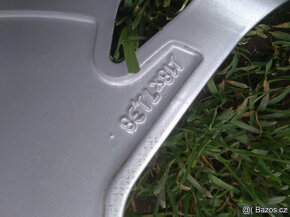 1 kus alu kola originál Mitsubishi R18 5x114,3 - 9