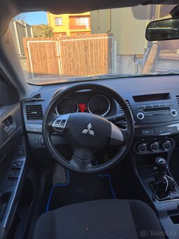 Mitsubishi Lancer - 9