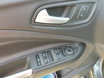 Vyměním Ford – Kuga, ST LINE 5D AWD (4x4) 2.0 TDCi 132kW/180 - 9