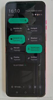 MOTOROLA RAZR 40 ULTRA 8GB/256GB, PĚKNÝ STAV - 9