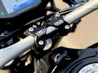 Moto Guzzi V85TT Guardia D’Onore – limitovaná edice - 9