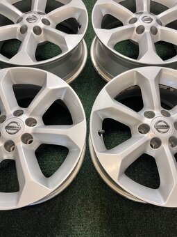 6x114,3 R17 Originál Alu Nissan Navara - ET 30 - 9