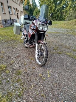 Yamaha XTZ 750 SuperTenere - 9
