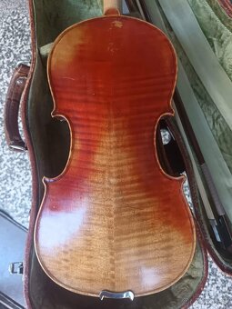 Starší housle - 9