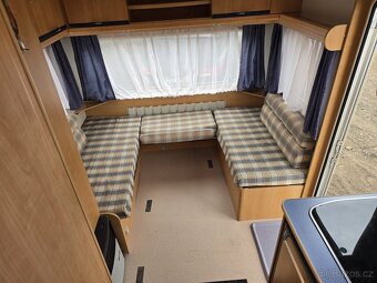 OBYTNÝ KARAVAN CARAVELAIR BRASILIA LUXE 485 r.2003 - 9
