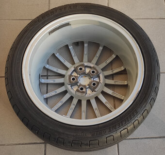 Letní pneu 215/45 R17 s alu disky Alfa Romeo - 9