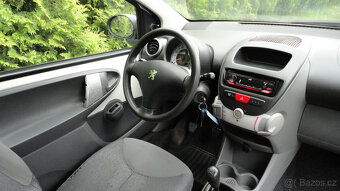 Peugeot 107 1.0 50kw rok 2007 STK 05/2027 Euro3 - 9