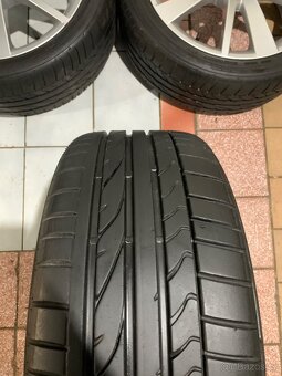 Alu kola Škoda R17 5X100 LETNÍ PNEU 215/40 R17 TOP STAV - 9