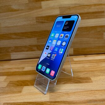 iPhone 13 128GB, bílý (12 měsíců záruka) - 9