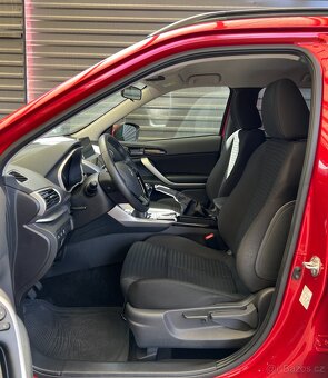 Mitsubishi Eclipse Cross 120 kW, 1.5 T-MIVEC, KAMERA, ASISTE - 9