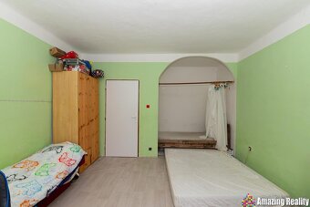 Prodej zděného bytu s plechovou garáží, v obci Mileč - 9