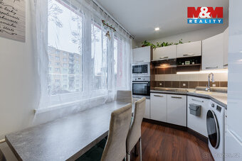 Prodej bytu 2+1, 60 m², Chodov, ul. náměstí 9. května - 9