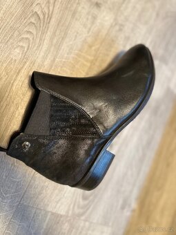 Kozačky Caprice, černé, vel. 40,5 - 9