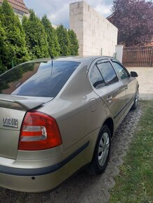 PRODAM SKODA OCTAVIA II.1.6.75KW.M.2006,SEDAN - 9