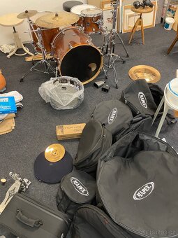 Prodám bicí soupravu Mapex - 9