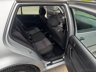 Volkswagen Golf IV 1.6i 77Kw Klima - 9
