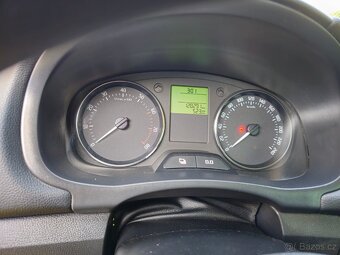 Škoda roomster 1.2 tsi 77 kw - 9