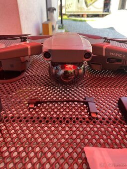 Dron - 9