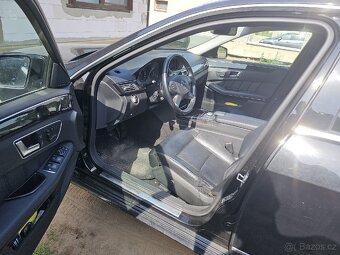 Mercedes-Benz E350 (W212) MY2012 AirMatic 195kW - 9