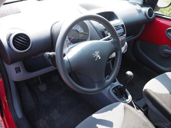 Peugeot 107 1.0 posilovač řízení - 9