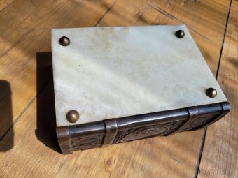 Krásná starožitná krabička - Patriot - kov kámen Praha lípa - 9