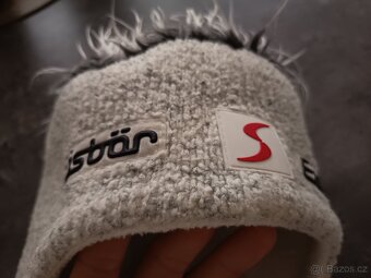 Dětská zimní čepice Eisbär s vlasy - 9