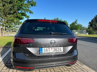 VW Passat B8/2.0TDI/140 kW/DSG/180tkm/matrix/virtual - 9