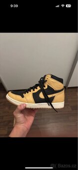 Jordan 1 Retro High OG “Heirloom” - 9